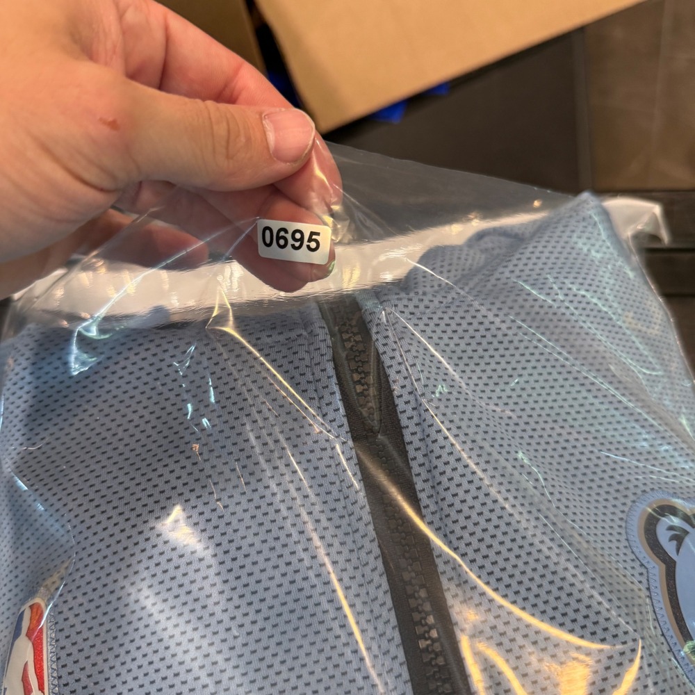 Nike Blue Memphis Grizzlies Zip Showtime Therma Flex Performance Hoodie Large - Picture 6 of 6